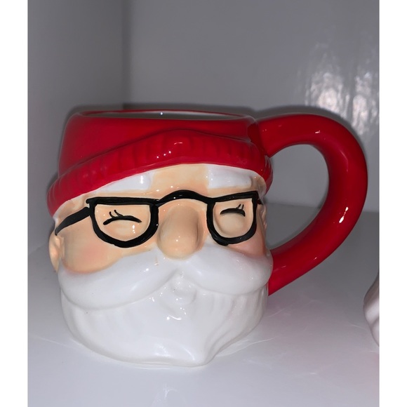 2 Christmas 🎄 Mugs 🎅🏽🤶🏽 - Picture 5 of 8